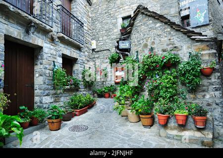 Traditional architecture. Torla-Ordesa is a municipality in the province of Huesca. It is in the northwest of the Sobrarbe region and is a gateway to Stock Photo