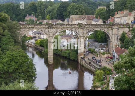 Knaresborough Viaduct over the River Nidd, Knaresborough, North Yorkshire, UK. Stock Photo