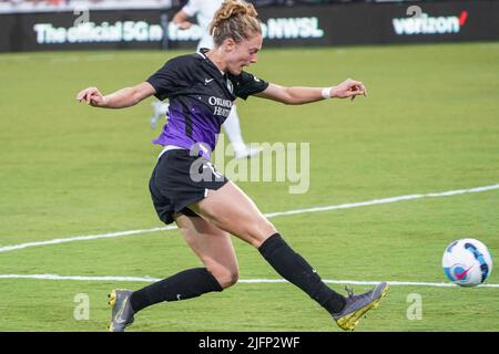 Orlando, Florida, USA, April 16, 2022, ROrlando Pride player Celia Jiménez Delgado #13 attempt to score at the Daytona International Speedway.  (Photo Credit:  Marty Jean-Louis) Stock Photo