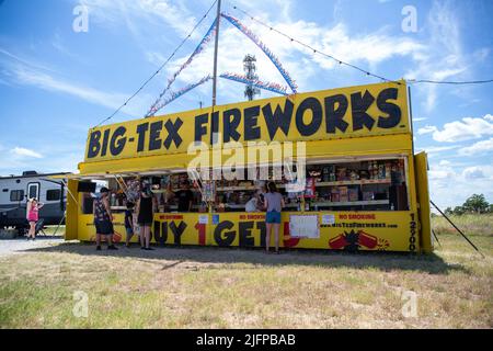 Jonestown, USA. 03rd July, 2022. Big-Tex Fireworks stand in Jonestown, Texas on July 3, 2022. (Photo by Stephanie Tacy/SIPA USA) Credit: Sipa USA/Alamy Live News Stock Photo