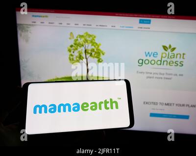 Logo Redesign for Mama Earth Bakery Created by Almosh82 - World Brand  Design Society