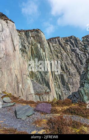 Cliffs formed from slate quarrying in Dinorwig Slate Quarry near Llanberis North Wales UK March 2017 Stock Photo