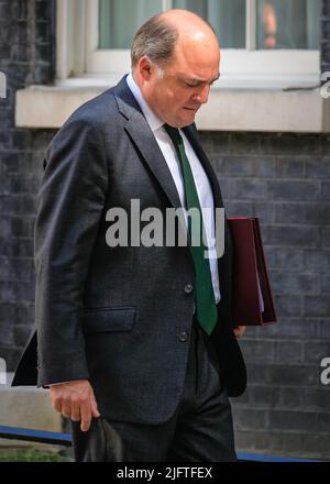 London, UK. 05th July, 2022. Ben Wallace, MP, Secretary of State for Defence. Ministers attend the weekly cabinet meeting in Downing Street, Westminster, this morning. Credit: Imageplotter/Alamy Live News Stock Photo