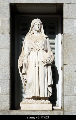 Magnificencia by Valeriano Salvatierra (1789 - 1836) Spanish sculptor.Court sculptor to Ferdinand VII of Spain.This sculpture is one of twelve allegorical sculptures he made for the facade at the Museo del Prado in Madrid,Spain. Stock Photo