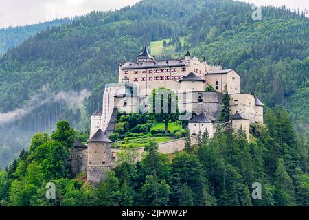 Hohenwerfen Castle is a fortification that had a fundamental strategic and military importance, like the fortress of Hohensalzburg in Salzburg Stock Photo