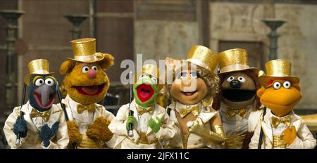 GONZO,BEAR,KERMIT,PIGGY,ROWLF,SCOOTER, MUPPETS MOST WANTED, 2014 Stock Photo