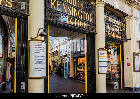 South Kensington Underground Station. South Kensington. Royal Borough of Kensington and Chelsea. London, England, UK, Europe Stock Photo