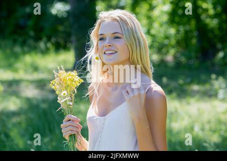 Ketrin II retro porno video Semiz mushuk uchun porno fisting