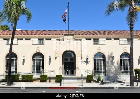 SANTA ANA, CALIFORNIA - 4 JUL 2022: Spurgeon Station United States Post Office building in Downtown Santa Ana. Stock Photo