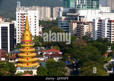 Wat Chayamangkalaram is a Thai Buddhist temple in George Town, Penang, Malaysia, most notable for its Reclining Buddha statue. Stock Photo