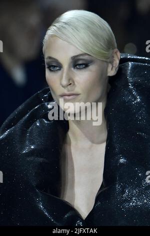Paris, France. 05th July, 2022. A model walks on the runway at the Stephane Rolland fashion show during Fall Winter 2022-2023 Haute Couture Fashion Show, Paris on July 5 2022. (Photo by Jonas Gustavsson/Sipa USA) Credit: Sipa USA/Alamy Live News Stock Photo