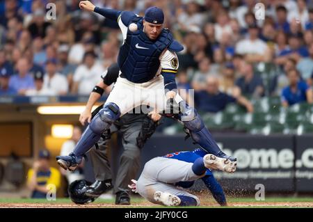 Photo: Chicago Cubs Rafael Ortega Cannot Make Catch On Home Run Ball -  SLP2022062613 