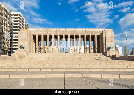 ROSARIO, ARGENTINA - MARCH 12, 2021: National Flag Monument. View of the Triumphal Propylaea of the Homeland and the stairs in foreground. Stock Photo