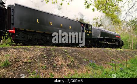 Newly overhauled LNER Class A4 Pacific No 4498 Sir Nigel Gresley at the ...