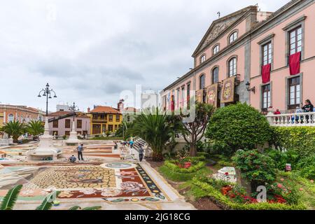 La Orotava, Tenerife, Spain, June 21, 2022. Preparation of colorful carpets for Corpus Christi in the city of La Orotava in Tenerife, Canary Islands. Stock Photo