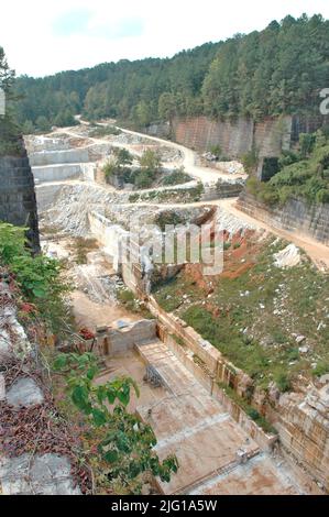 Worlds largest marble pit mine in Tate north Georgia still with another 500 years supply, cutters and such at work. Open to twice a year tours Stock Photo