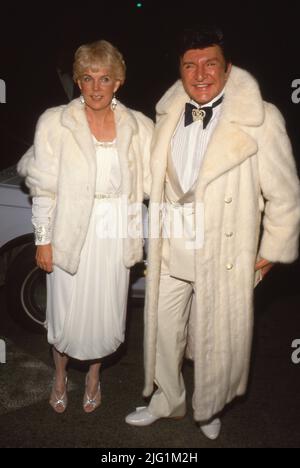 Dorothy McMahon and Liberace at the Tribute To Ronald Reagan and Nancy Reagan at NBC Studios in Burbank, California December 01, 1985 Credit: Ralph Dominguez/MediaPunch Stock Photo