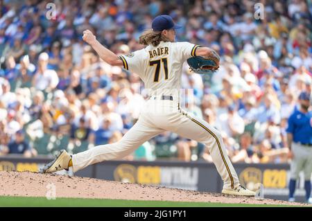 Photo: Brewers Pitcher Josh Hader (71) Celebrates 2-0 Win in Pittsburgh -  PIT20220070314 