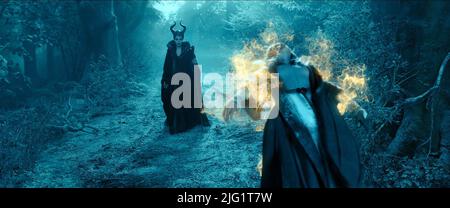 ANGELINA JOLIE, ELLE FANNING, MALEFICENT, 2014 Stock Photo