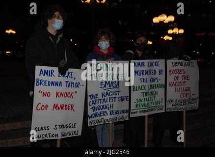 NEW YORK, N.Y. – February 8, 2022: Demonstrators in Union Square Park protest the fatal police shootings of Amir Locke and Breonna Taylor. Stock Photo