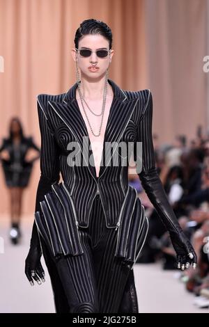 Paris, France. 06th July, 2022. A model walks on the runway at the Jean Paul Gaultier by Oliver Rousteing fashion show during Fall Winter 2022-2023 Haute Couture Fashion Show, Paris on July 6 2022. (Photo by Jonas Gustavsson/Sipa USA) Credit: Sipa USA/Alamy Live News Stock Photo