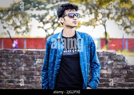 Free handsome boy photos cute smart boy download hi-res stock photography  and images - Alamy