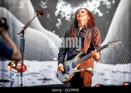 Oslo, Norway. 24th, June 2022. The American nu metal band Korn performs a live concert during the Norwegian music festival Tons of Rock 2022 in Oslo. Here guitarist James Shaffer is seen live on stage. (Photo credit: Gonzales Photo - Terje Dokken). Stock Photo