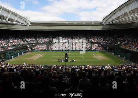 London, UK. 07th July, 2022. A general view of centre court during the match between Germany's Tatiana Maria in her Semi-Final match against Tunisian Ons Jabeur on day eleven of the 2022 Wimbledon championships in London on Thursday, July 07, 2022. Jabeur won the match 6-2, 3-6, 6-1. Photo by Hugo Philpott/UPI Credit: UPI/Alamy Live News Stock Photo