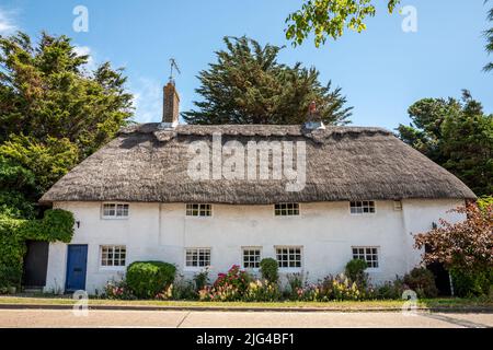 Shoreham-by-Sea, July 1st 2022: Thatch Cottage Stock Photo
