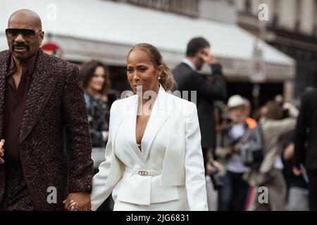 Marjorie Harvey is Fabulous at Paris Fashion Week – gildedregale