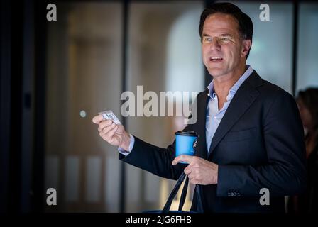 2022-07-08 09:28:43 THE HAGUE - Prime Minister Mark Rutte on arrival at the Binnenhof for the weekly Council of Ministers. ANP BART MAAT netherlands out - belgium out Stock Photo