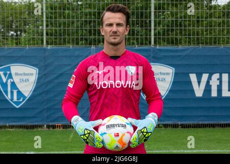 football, Bundesliga, 2022/2023, VfL Bochum, Media Day, goalkeeper Manuel Riemann Stock Photo
