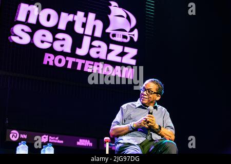 2022-07-08 19:46:09 ROTTERDAM - Artist in residence jazz pianist Herbie Hancok gives a masterclass during NN North Sea Jazz in Ahoy. After two editions canceled due to corona, the three-day North Sea Jazz Festival is kicking off again. ANP KIPPA PAUL BERGEN netherlands out - belgium out Stock Photo