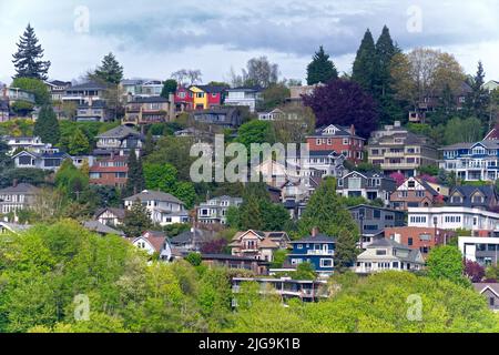 Houses up Queen Anne Hill in Seattle up to Kerry Park Stock Photo - Alamy