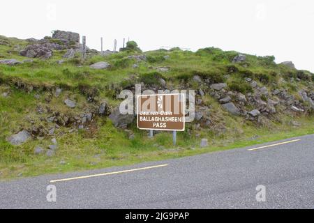 Narrow, winding road on Valentia Island, County Kerry, Ireland Stock Photo