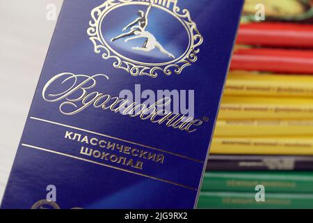 KHARKIV, UKRAINE - JANUARY 27, 2021: Bunch of famous russian chocolate products - Babayevskiy chocolate, Vdokhnovenie and Alyonka. Old russian traditi Stock Photo