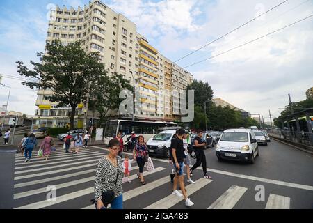 Bucharest, Romania - July 07, 2022: View of the Colentina neighborhood at the intersection with Doamna Ghica street. Stock Photo