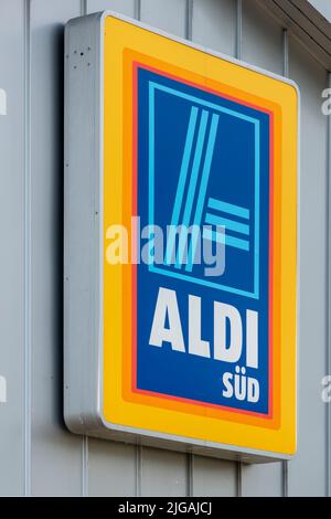 Werbe- und Firmenschild der Firma ALDI SÜD Stock Photo