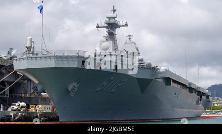 Pearl Harbor, United States. 07 July, 2022. The Republic of Korea Navy Dokdo-class amphibious assault ship ROKS Marado in port during Rim of the Pacific 2022 at Joint Base Pearl Harbor-Hickham July 7, 2022 in Pearl Harbor, Hawaii. Twenty-six nations, 38 ships, four submarines, 170 aircraft and 25,000 personnel are participating in RIMPAC.  Credit: MC3 Demitrius Williams/Planetpix/Alamy Live News Stock Photo