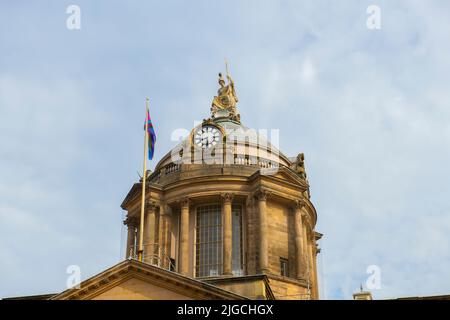 Liverpool Town Hall is a Georgian style building built in 1802 on High Street in city center of Liverpool, Merseyside, UK. Liverpool Maritime Mercanti Stock Photo