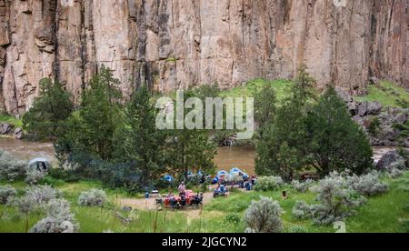 Rafting camp on the Bruneau River in Idaho with Far & Away Adventures. Stock Photo