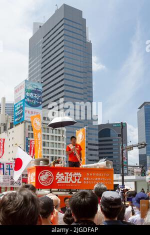 Tokyo, Japan. 09th July, 2022. Sohei Kamiya electioneering for the Sanseito party in Shinjuku district. (Photo by Damon Coulter/SOPA Images/Sipa USA) Credit: Sipa USA/Alamy Live News Stock Photo