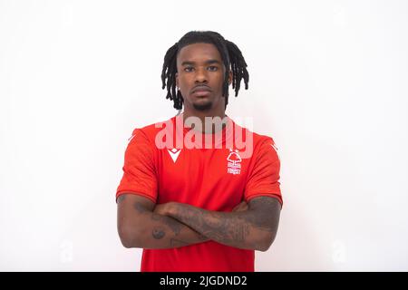 Omar Richards signs for Nottingham Forest from Bayern Munich on a four