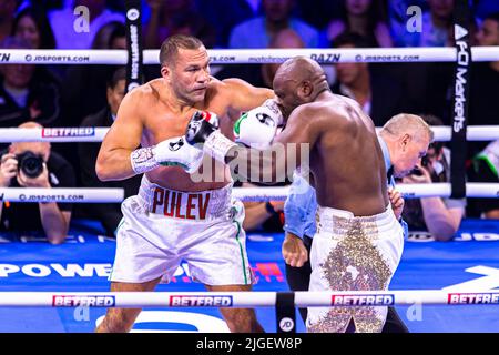 LONDON, UNITED KINGDOM. 09th Jul, 2022. Derek Chisora vs Kubrat Pulev during Chisora vs Fulev - European Heavyweight title rematch at The O2 Arena on Saturday, July 09, 2022 in LONDON UNITED KINGDOM. Credit: Taka G Wu/Alamy Live News Stock Photo