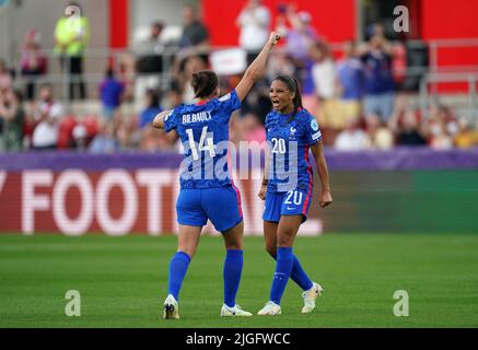 France's Delphine Cascarino (right) celebrates scoring their side's third goal of the game with teammate France's Charlotte Bilbault during the UEFA Women's Euro 2022 Group D match at AESSEAL New York Stadium, Rotherham. Picture date: Sunday July 10, 2022. Stock Photo