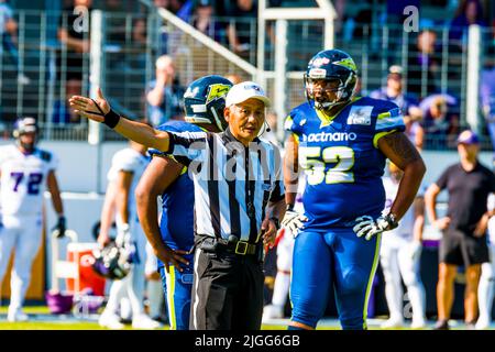 Stuttgart, Germany. 10th July, 2022. White Cap Herr Wild Credit: Frank Baumert/Alamy Live News Stock Photo