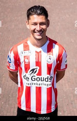 ROTTERDAM, NETHERLANDS - JULY 8: Jeremy van Mullem of Sparta Rotterdam during the annual club Photocall on July 8, 2022 in Rotterdam, Netherlands (Photo by Rene Nijhuis/Orange Pictures) Stock Photo