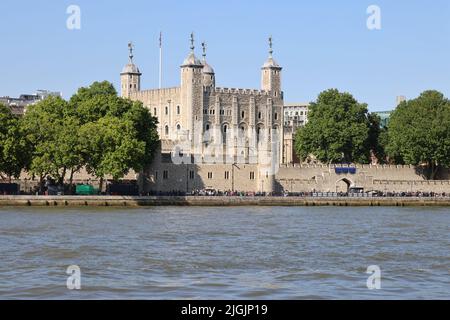 The White Tower viewed from the River Thames, London Stock Photo