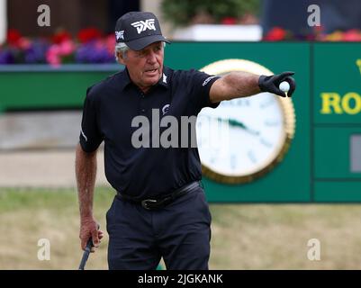 St Andrews, Fife, Scotland, UK. St Andrews, Fife, Scotland, UK. 11th July 2022, Old Course at St Andrews, St Andrews, Fife, Scotland; The Open Golf Championship pre-tournament activities; Past Champion Gary Player prepares to hit his tee shot during the Celebration of Champions event Credit: Action Plus Sports Images/Alamy Live News Credit: Action Plus Sports Images/Alamy Live News Stock Photo