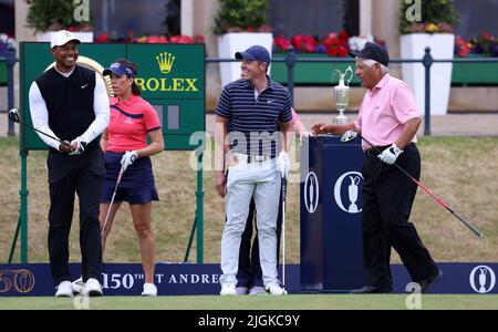 St Andrews, Fife, Scotland, UK. St Andrews, Fife, Scotland, UK. 11th July 2022, Old Course at St Andrews, St Andrews, Fife, Scotland; The Open Golf Championship pre-tournament activities; Lee Trevino shares a joke with Tiger Woods and Rory McIlroy on the first tee during the Celebration of Champions event Credit: Action Plus Sports Images/Alamy Live News Credit: Action Plus Sports Images/Alamy Live News Stock Photo